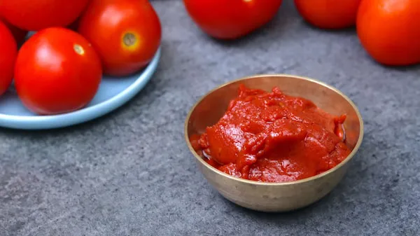 خرید و قیمت انواع رب گوجه فرنگی فله ای